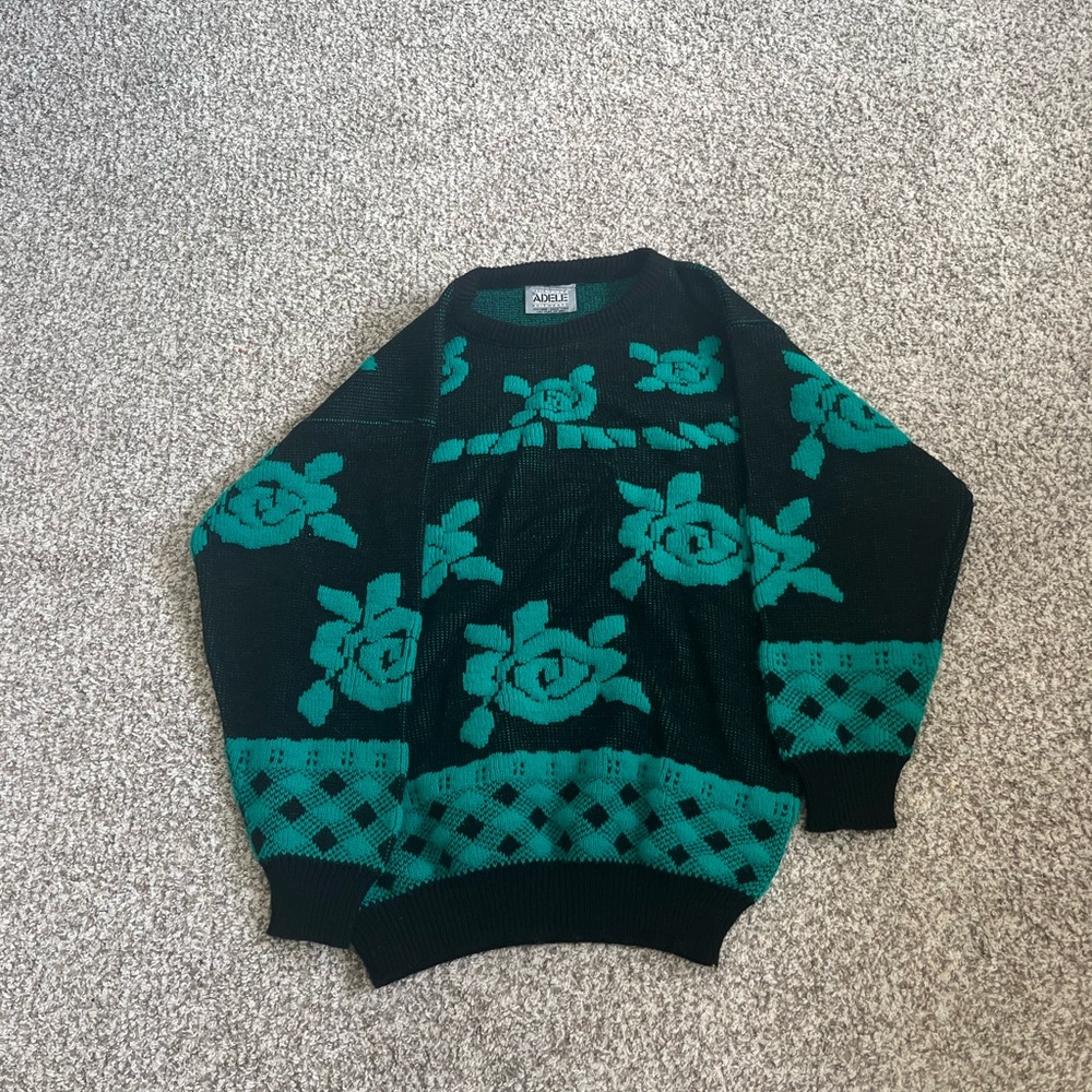Women’s sweater